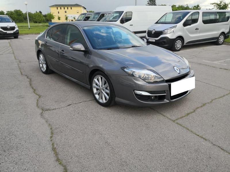 Renault Laguna • 2012 • 234,000 km 2