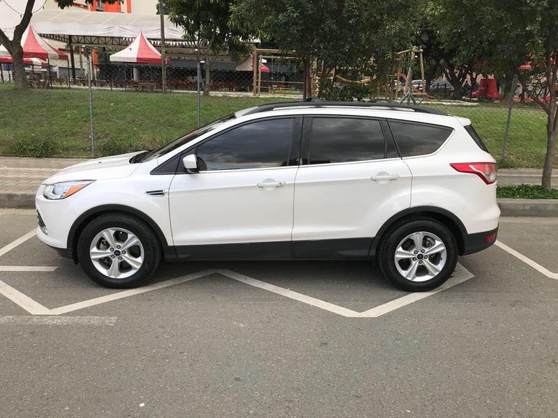 Ford Escape • 2014 • 69,000 km 5