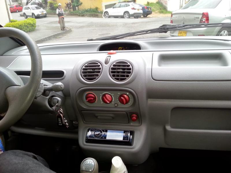 Renault Twingo • 2008 • 1,930,000 km 2