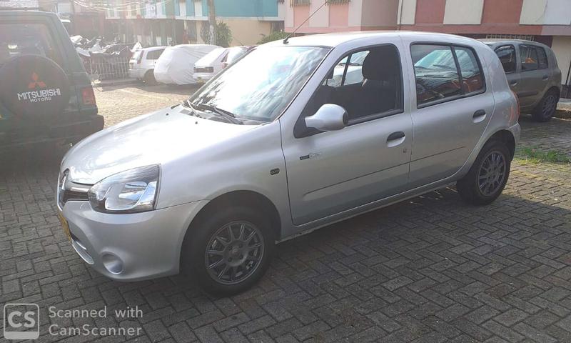 Renault Clio • 2017 • 30,270 km 10