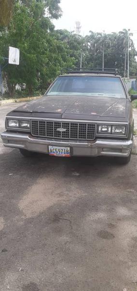 Chevrolet Impala • 1981 • 500,000 km 3