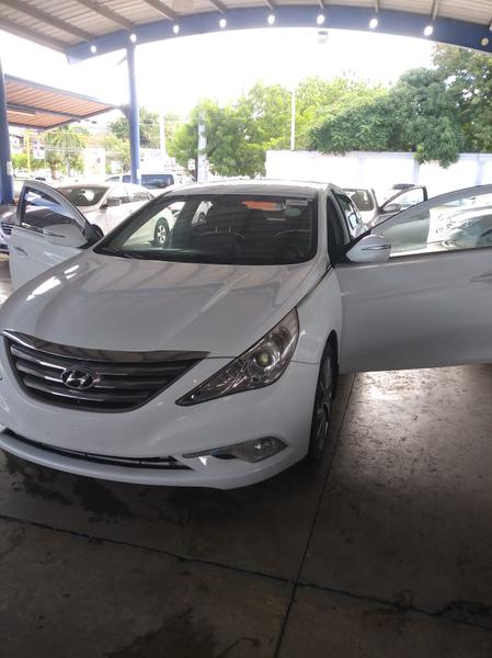 Hyundai Sonata • 2015 • 37,000 km 11