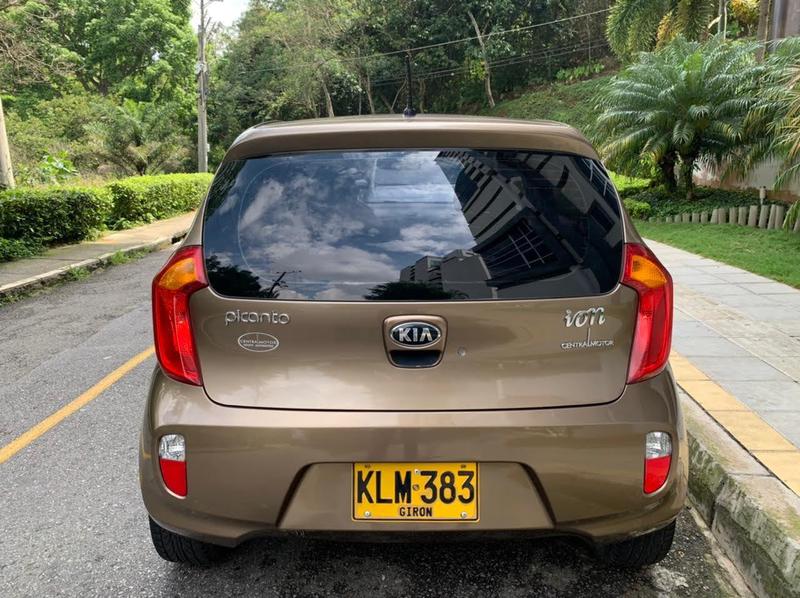 Fiat 1100 • 2013 • 67,000 km 3