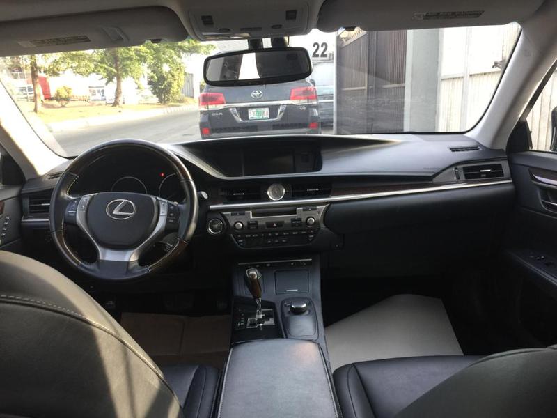 Lexus LS • 2013 • 90,000 km 6