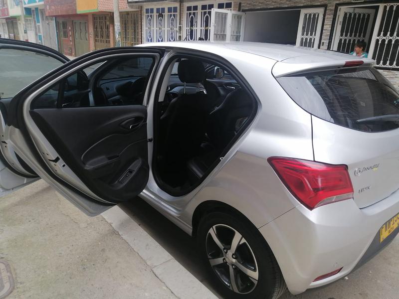 Chevrolet Onix • 2019 • 16,400 km 7