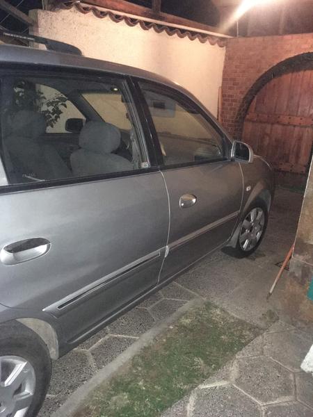 Kia Carens • 2003 • 270,000 km 10