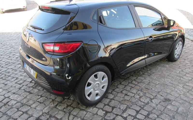 Renault Clio • 2013 • 76,794 km 2