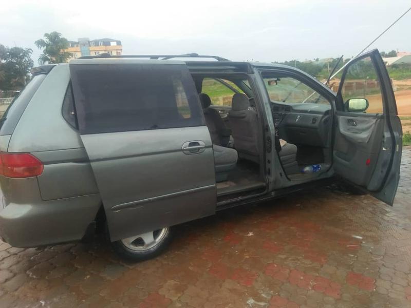 Honda Pilot • 2003 • 100,000 km 1