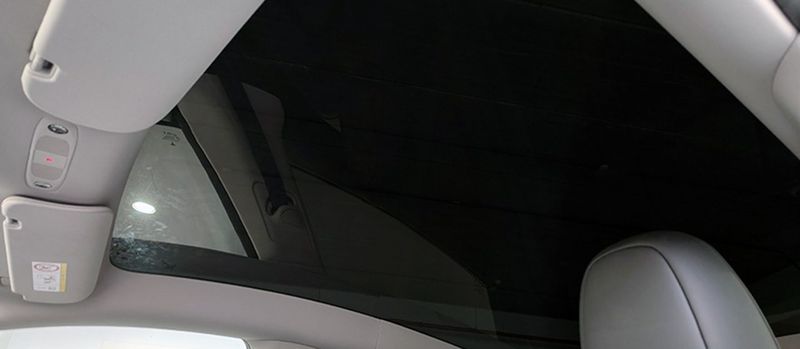 Tesla Model Y • 2023 • 46,686 km 7