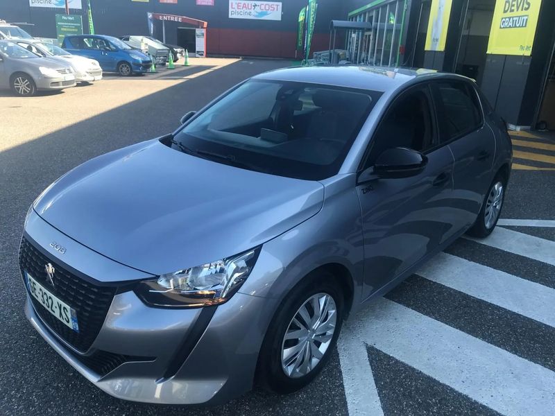 Peugeot 2008 • 2022 • 65,919 km 2