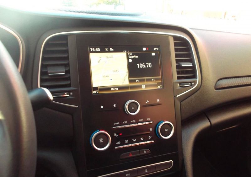 Renault Mégane • 2017 • 39,999 km 8