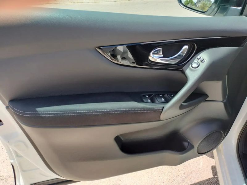 Nissan Qashqai • 2020 • 47,200 km 6