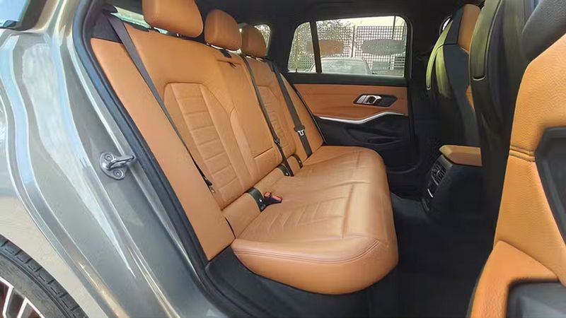 BMW 3 Series • 2022 • 49,822 km 2