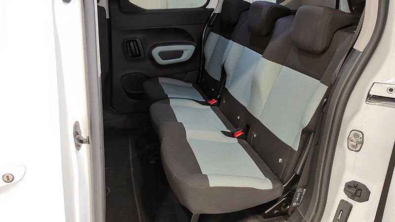 Citroën Berlingo • 2020 • 54,966 km 12