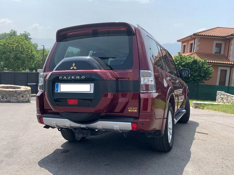 Mitsubishi Pajero • 2017 • 128,200 km 14