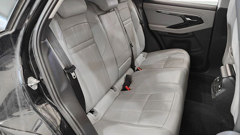 Land Rover Range Rover Evoque • 2019 • 100,600 km 16