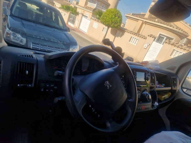 Peugeot Bipper • 2022 • 80,000 km 6