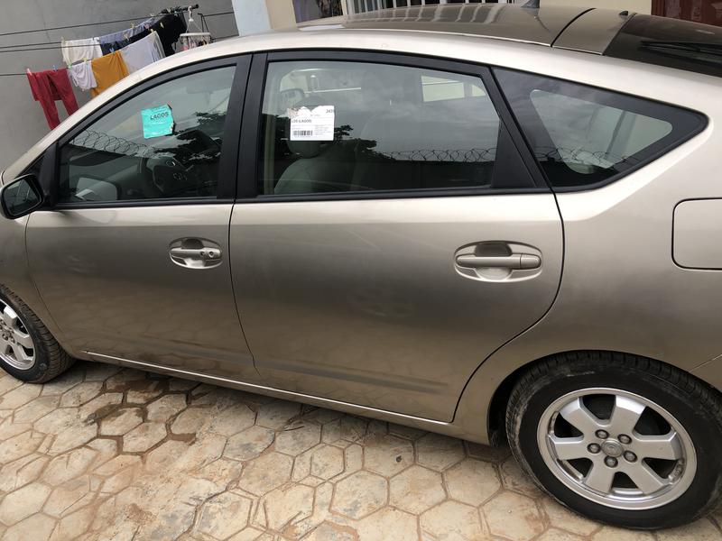 Toyota Prius • 2007 • 164,000 km 2