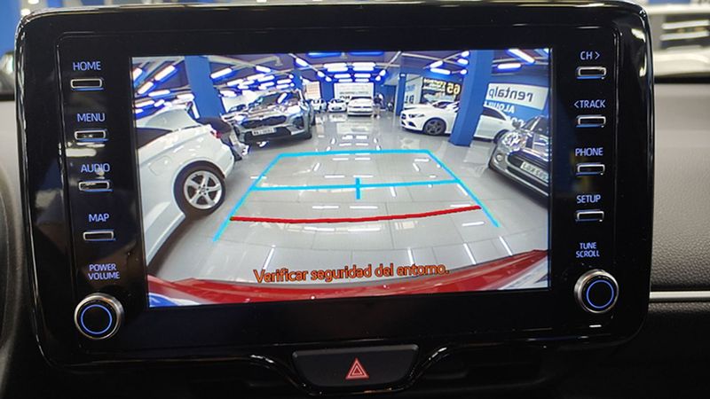 Toyota Yaris • 2021 • 55,330 km 30