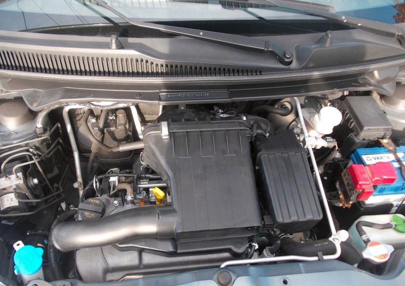 Nissan Pixo • 2009 • 70,000 km 4