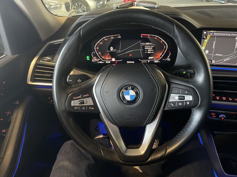 BMW X5 • 2019 • 122,000 km 5