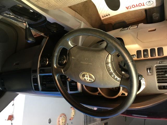 Toyota 4 Runner Limited • 2005 • 153,500 km 3