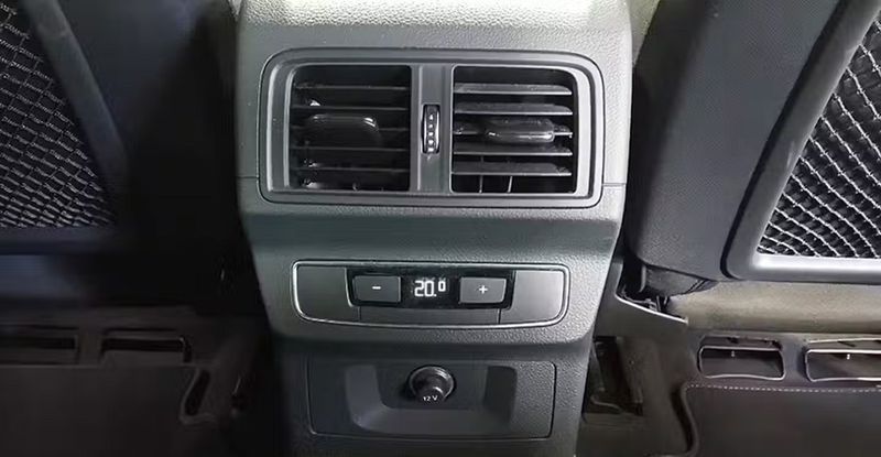 Audi Q5 • 2023 • 40,795 km 12