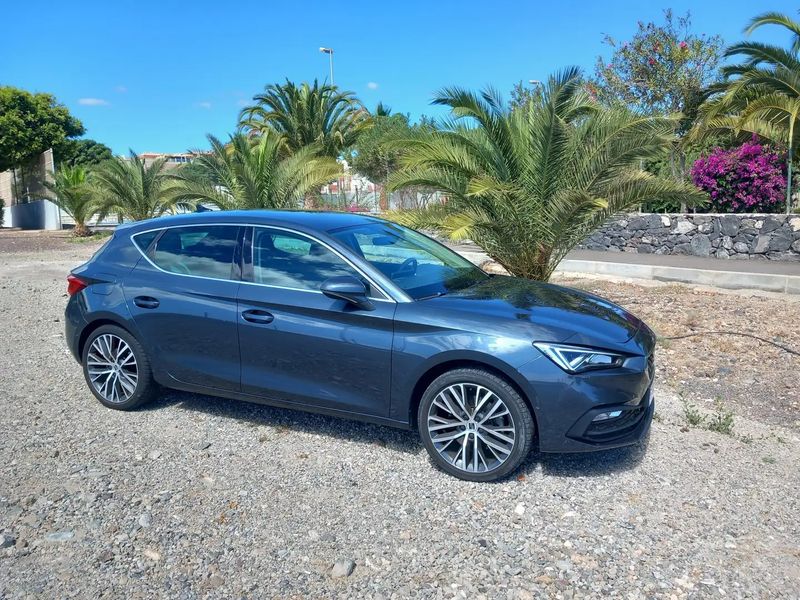 Seat Leon • 2021 • 35,200 km 3
