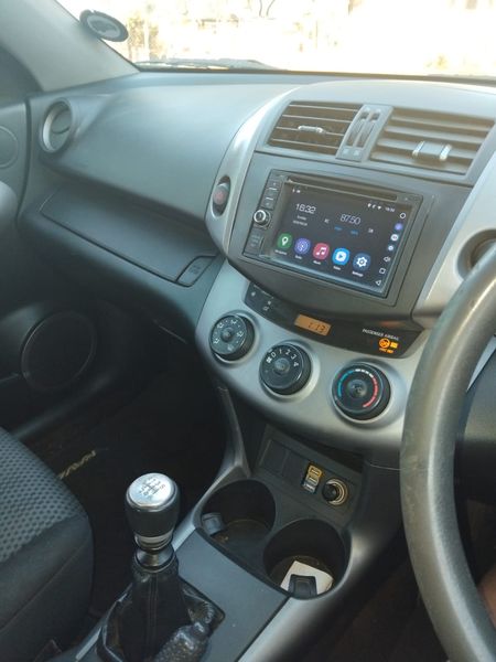 Toyota RAV4 • 2008 • 290,000 km 9