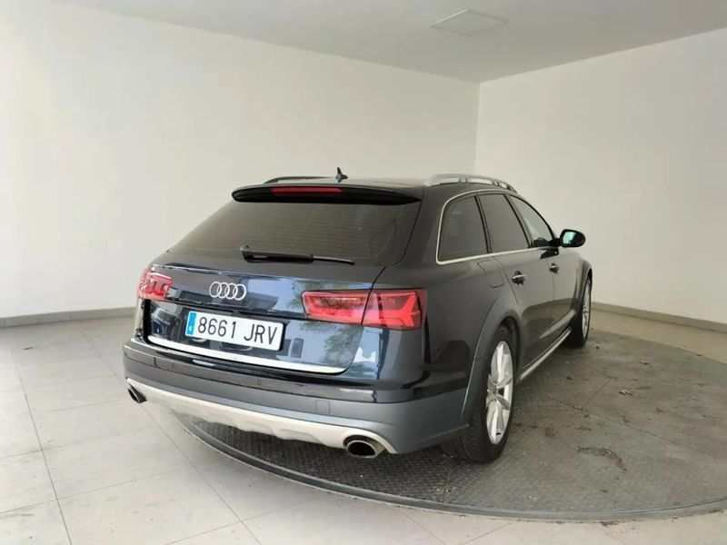 Audi A6 Allroad • 2016 • 150,100 km 5