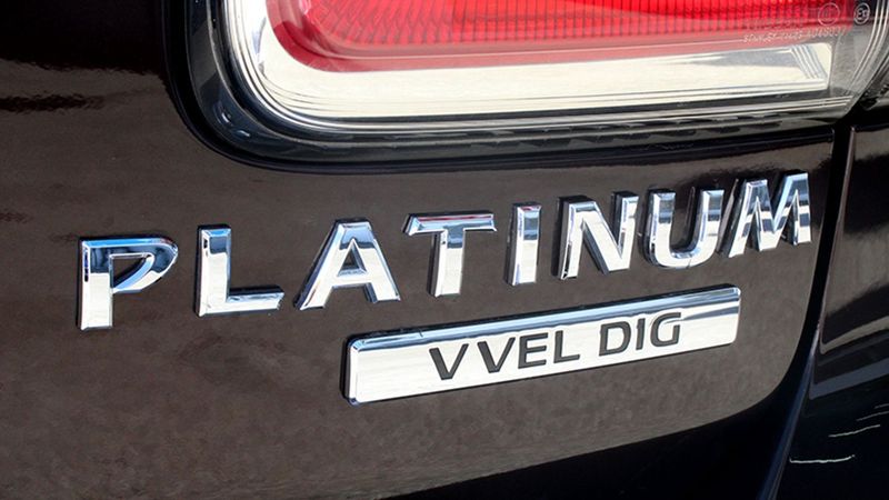 Nissan Patrol • 2018 • 46,000 km 3