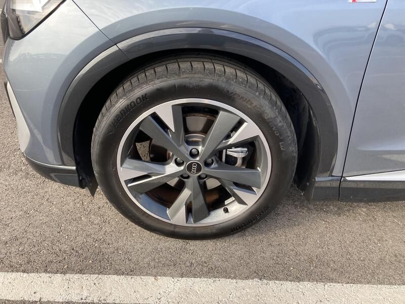 Audi Q3 • 2022 • 38,820 km 17