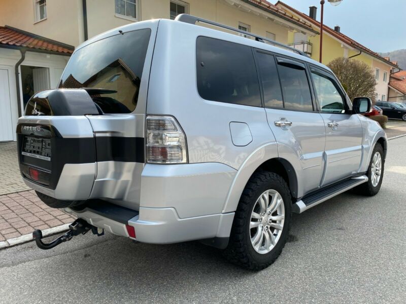 Mitsubishi Pajero • 2016 • 112,556 km 9