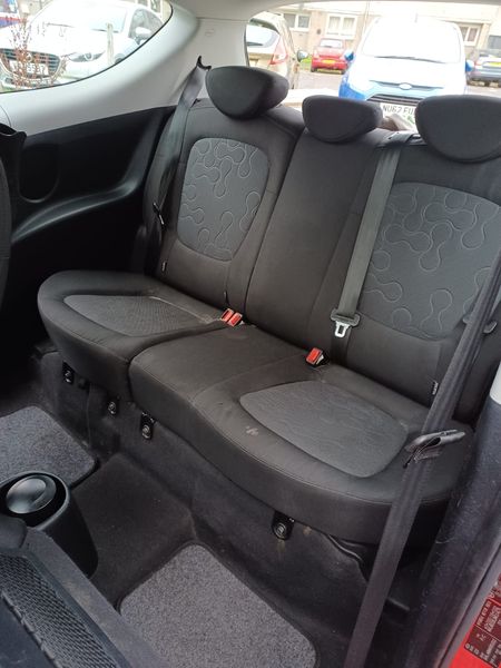 Hyundai i20 • 2011 • 108,000 mi 6