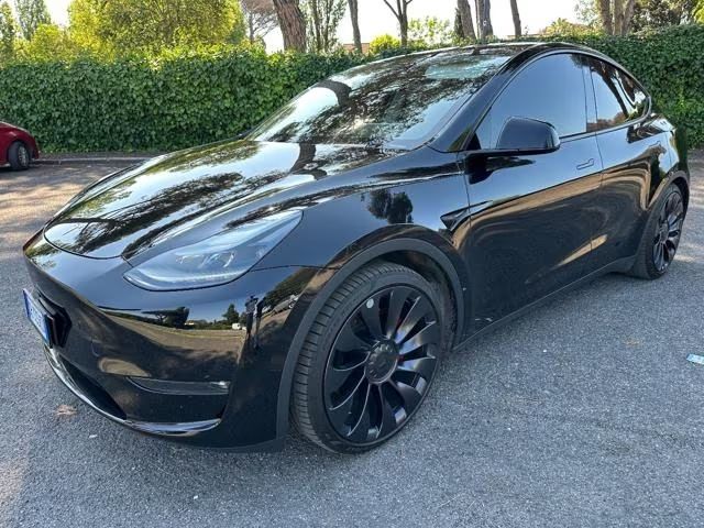 Tesla Model Y • 2023 • 59,000 km 4