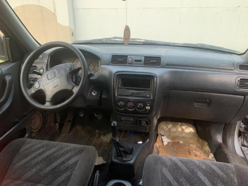 Honda CR-V • 2000 • 153,020 km 4