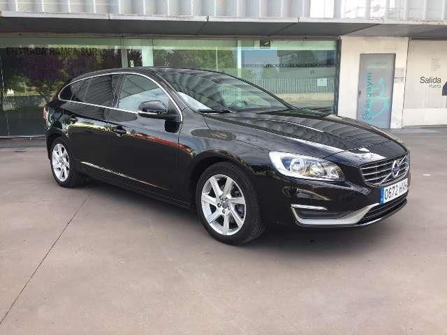 Volvo V60 • 2015 • 199,000 km 6