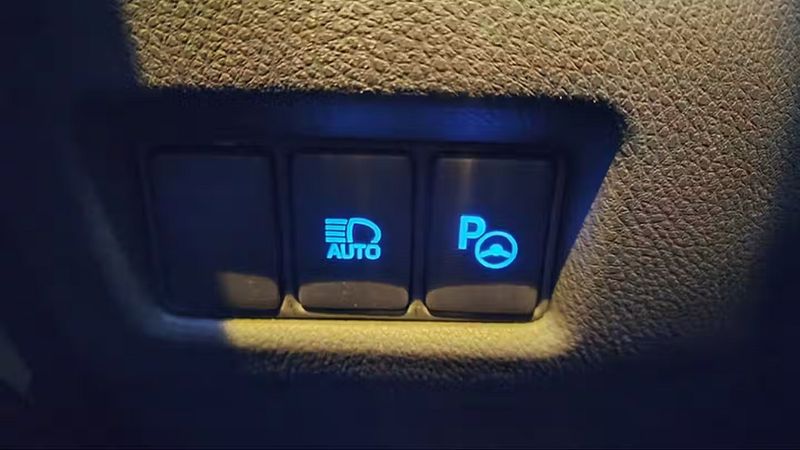 Toyota C-HR • 2022 • 63,830 km 2