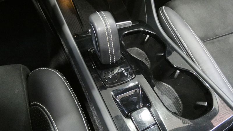 Volvo XC40 • 2019 • 76,989 km 5