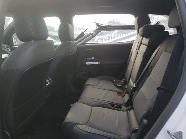 Mercedes-Benz 200 - 300 • 2010 • 35,777 km 2