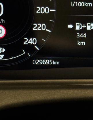 Land Rover Range Rover Velar • 2022 • 29,600 km 18