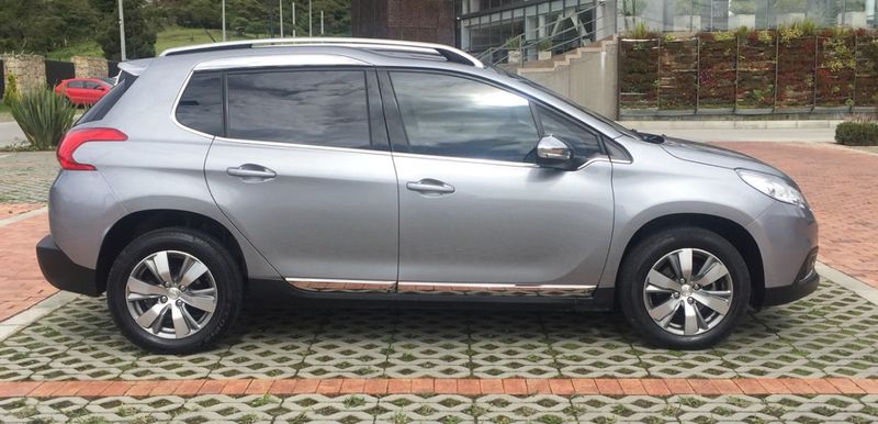 Peugeot 2008 • 2015 • 92,000 km 6