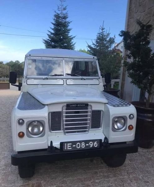 Land Rover LR3 • 2009 • 127,000 km 1