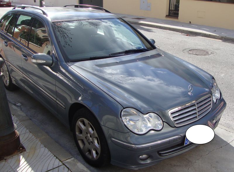 Mercedes-Benz 200 D • 2006 • 307,000 km 3