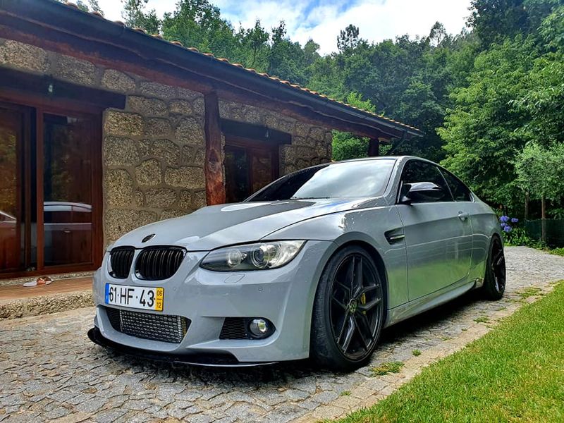 BMW 328i • 2006 • 127,000 km 1