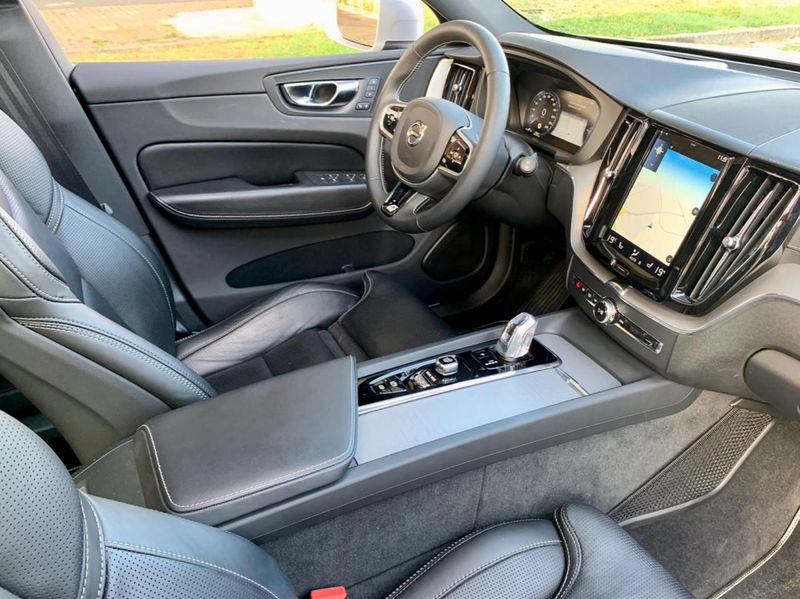 Volvo XC • 2018 • 29,990 km 7