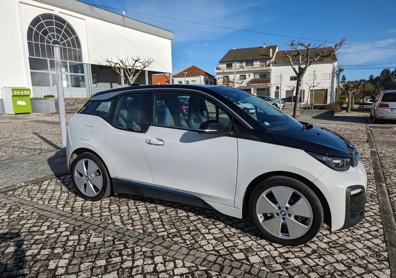 BMW i3 • 2018 • 155,000 km 2