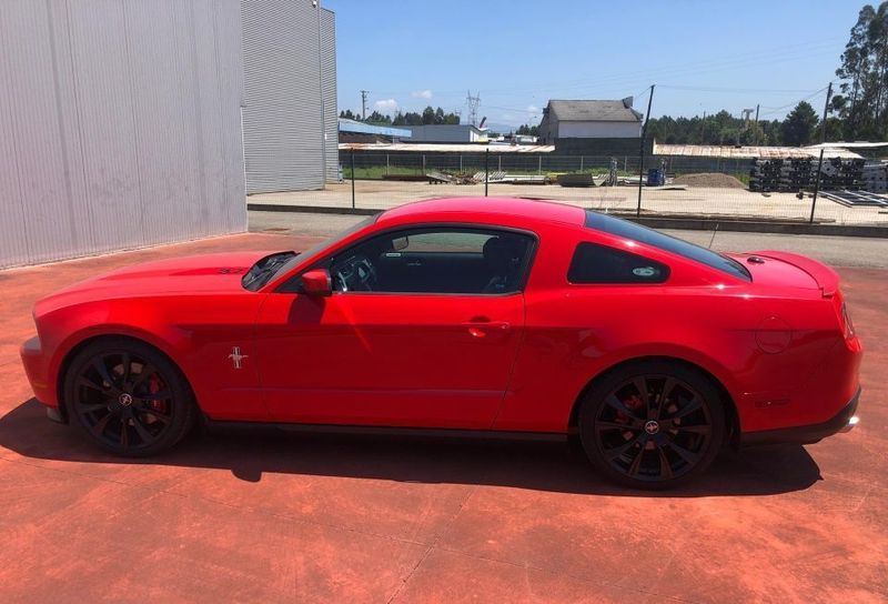 Ford Mustang • 2011 • 106,000 km 6