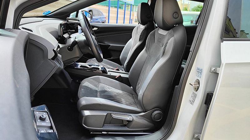 Volkswagen ID.4 • 2022 • 33,600 km 7