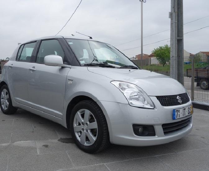 Suzuki Swift • 2010 • 23,900 km 1